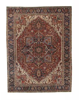 Full view of 1930s Heriz rug from Iran / Persia, 406 × 312 cm in Red tones