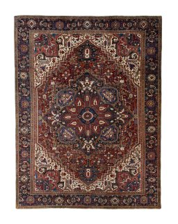 Full view of 1930s Heriz rug from Iran / Persia, 387 × 295 cm in Red tones