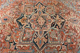 Central medallion detail of 1930s Heriz rug from Iran / Persia