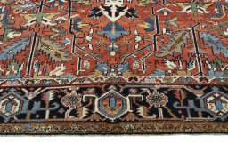 Full view of 1930s Heriz rug from Iran / Persia, 340 × 234 cm in Red tones