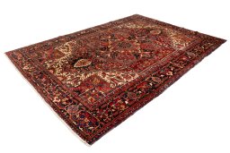 Close-up detail of 2005s Heriz rug from Iran / Persia showing Wool weave