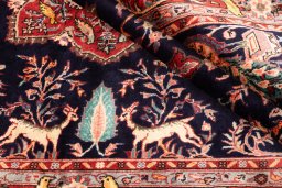 Close-up detail of 1975s Koliai rug from Iran / Persia showing Wool weave