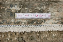Corner detail of 1920s Kurdi rug showing border pattern and Wool pile