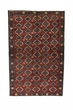 Full view of 1970s Kurdi rug from Iran / Persia, 259 × 170 cm in Red tones