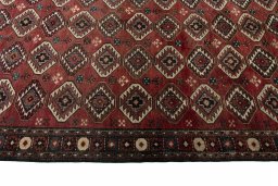 Close-up detail of 1970s Kurdi rug from Iran / Persia showing Wool weave