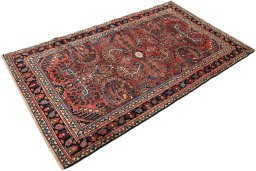 Close-up detail of 1980s Lilian rug from Iran / Persia showing Wool weave