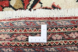 Close-up detail of 1990s Lilian rug from Iran / Persia showing Wool weave
