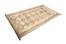 Close-up detail of 1940s Lori rug from Iran / Persia showing Wool weave