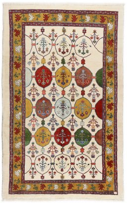 Full view of New Lori rug from Iran / Persia, 273 × 166 cm in Cream tones