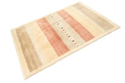 Corner detail of New Lori rug showing border pattern and Wool pile