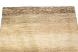 Surface texture of New Lori rug with natural Wool and intricate pattern