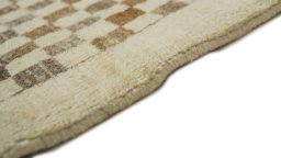 Central medallion detail of New Lori rug from Iran / Persia