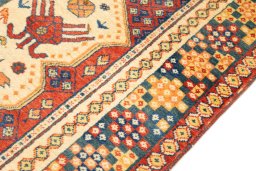 Central medallion detail of New Lori rug from Iran / Persia