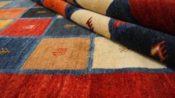 Central medallion detail of New Lori rug from Iran / Persia