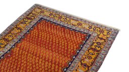 Surface texture of New Lori rug with natural Wool and intricate pattern
