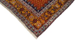Backside of handmade New Lori rug showing knot structure and weave density
