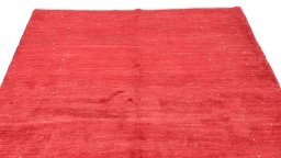 Surface texture of New Lori rug with natural Wool and intricate pattern