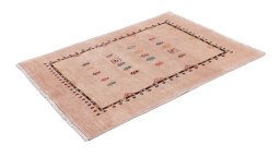 Corner detail of New Lori rug showing border pattern and Wool pile