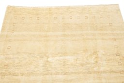 Surface texture of New Lori rug with natural Wool and intricate pattern