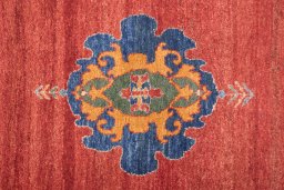 Central medallion detail of New Lori rug from Iran / Persia
