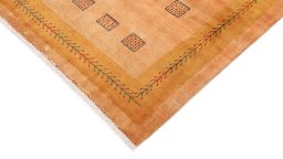 Backside of handmade New Lori rug showing knot structure and weave density