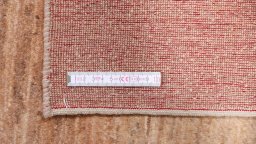 Corner detail of New Lori rug showing border pattern and Wool pile