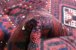 Close-up detail of 2000s Lori rug from Iran / Persia showing Wool weave