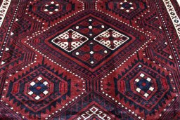 Central medallion detail of 2000s Lori rug from Iran / Persia