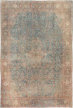 Full view of 1920s Mahal rug from Iran / Persia, 198 × 134 cm in Blue tones