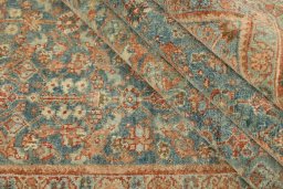 Full view of 1920s Mahal rug from Iran / Persia, 198 × 134 cm in Blue tones