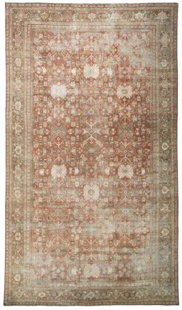 Full view of 1930s Mahal rug from Iran / Persia, 597 × 340 cm in Red tones