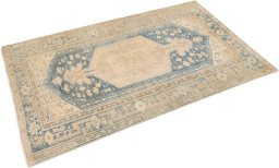Corner detail of 1920s Malayer rug showing border pattern and Wool pile