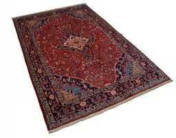 Close-up detail of 2000s Malayer rug from Iran / Persia showing Wool weave