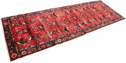 Corner detail of 1980s Malayer rug showing border pattern and Wool pile