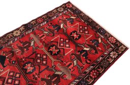 Surface texture of 1980s Malayer rug with natural Wool and intricate pattern