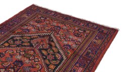Surface texture of New Malayer rug with natural Wool and intricate pattern