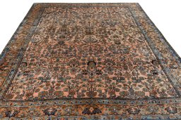 Surface texture of 1930s Mehraban rug with natural Wool and intricate pattern