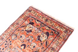 Surface texture of 1949s Mehraban rug with natural Wool and intricate pattern