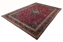 Corner detail of 1970s Meymeh rug showing border pattern and Wool pile