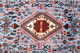 Close-up detail of 1975s Meymeh rug from Iran / Persia showing Wool weave