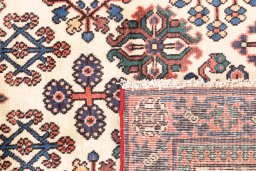 Close-up detail of 1999s Meymeh rug from Iran / Persia showing Wool weave