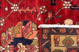 Close-up detail of 2000s Sarab rug from Iran / Persia showing Wool weave