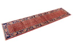 Close-up detail of 1989s Sarab rug from Iran / Persia showing Wool weave