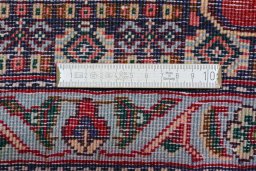 Corner detail of New Senneh rug showing border pattern and Wool pile