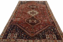 Close-up detail of 2000s Shiraz rug from Iran / Persia showing Wool weave