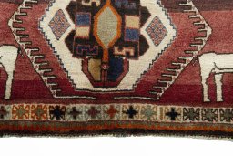 Close-up detail of 2000s Shiraz rug from Iran / Persia showing Wool weave