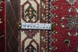 Close-up detail of 2000s Shiraz rug from Iran / Persia showing Wool weave