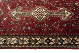 Close-up detail of 2000s Shiraz rug from Iran / Persia showing Wool weave