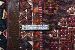 Close-up detail of 2000s Shiraz rug from Iran / Persia showing Wool weave
