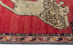 Close-up detail of 2000s Shiraz rug from Iran / Persia showing Wool weave